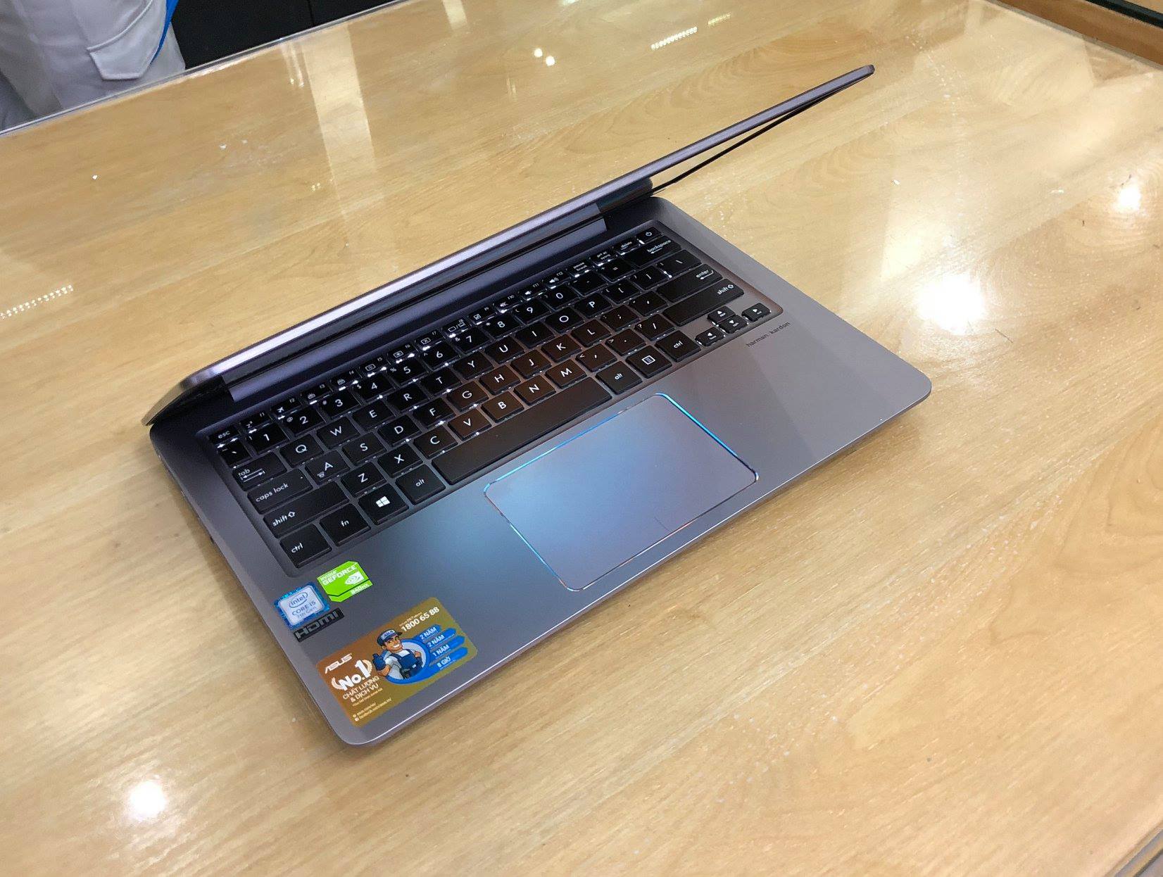 Laptop Asus UX410UQ-GV066-9.jpg